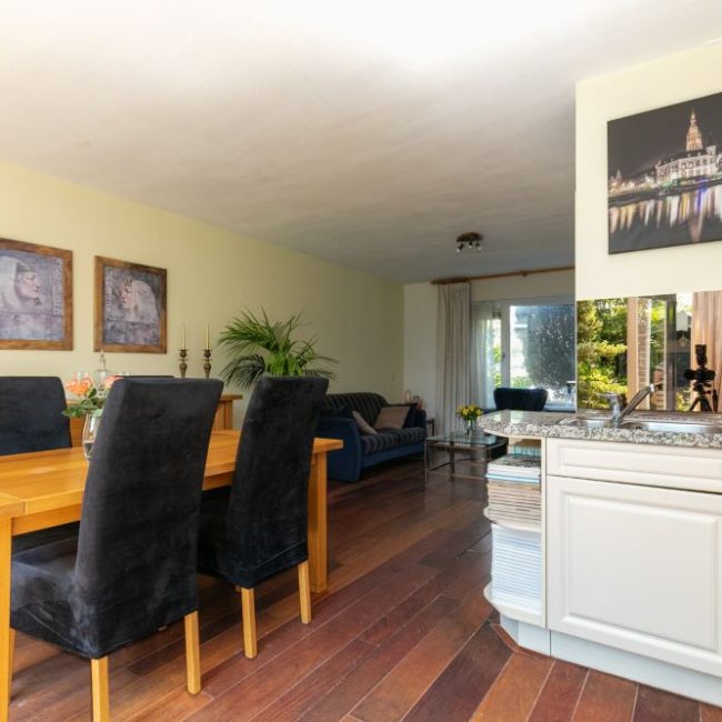 14_Gouden-regen-1-Prinsenbeek-via-Willemars-Wonen-10.jpg