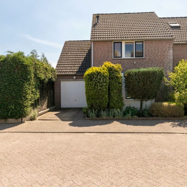 5_Gouden-regen-1-Prinsenbeek-via-Willemars-Wonen-5.jpg